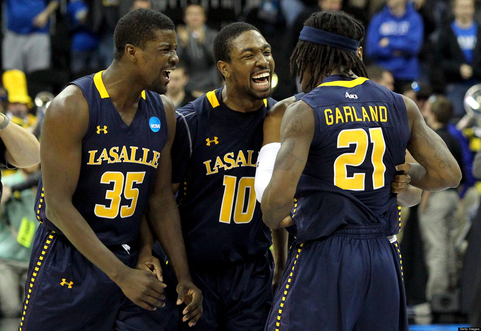 Ricky's Free play on the Dayton Flyers vs La Salle Explorers (A-10)